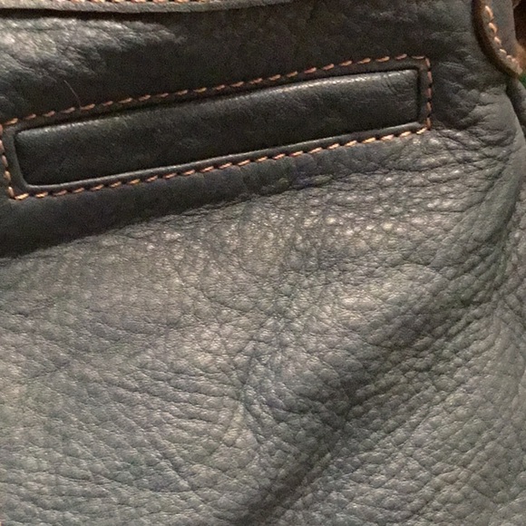 B Makowsky  in blue crossbody bag EUC - Picture 3 of 5